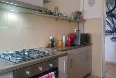 Apartament cu 3 camere semidecomandat în Alexandru cel Bun - 2