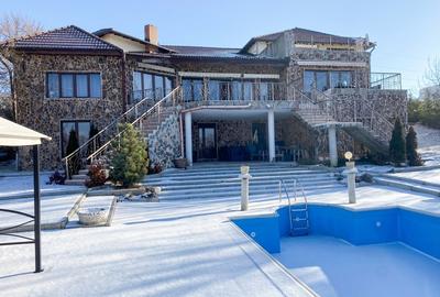 Casă individuală cu 6 camere cu Teren 2000 Mp în Făget - 1