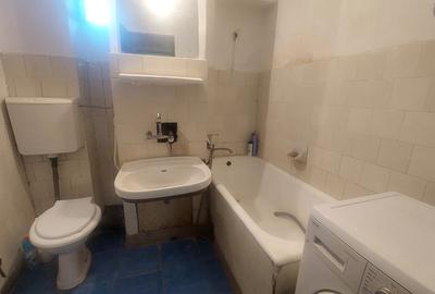 Apartament 2 camere decomandat, Craiovita ,56 mp, etajul 4 - 6