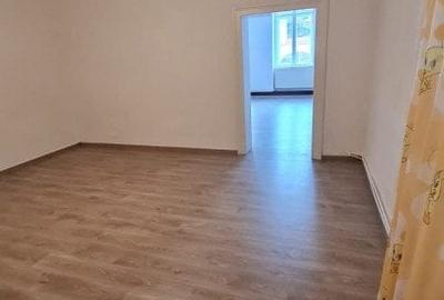 Apartament 3 camere situat in Orasul de Jos - 4