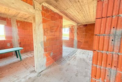 Casa / Vila individuala  de vanzare | La rosu | Dragomiresti-Deal - 11