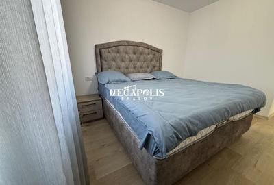 Apartament cu 3 camere decomandat în Tractorul - 5