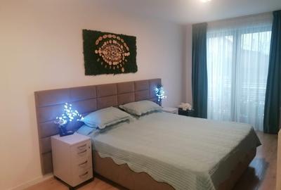 Apartament cu 2 camere decomandat în Tractorul - 2
