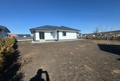 Casă individuală cu 4 camere cu Canalizare în Tureni - 3