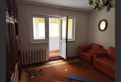 Vand apartament cu 4 cam decomandate ,et 2,zona George Enescu - 2