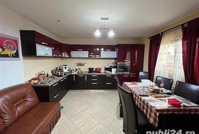 Casă cu 5 camere în Vânători - 4