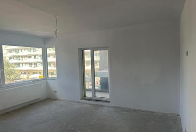 Apartament cu 2 camere decomandat în Mamaia