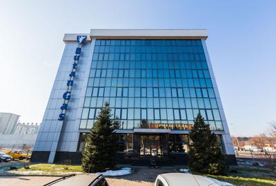 Birou, de 2,207 mp, în Vest - 1