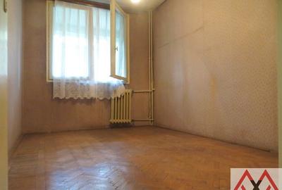 Apartament cu 4 camere semidecomandat în Titan - 1