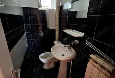 Apartament cu 3 camere decomandat în Central - 4