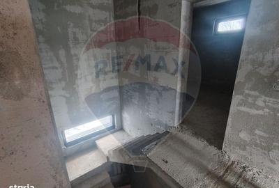 Casă cu 4 camere cu Teren 1210 Mp în Câmpineanca