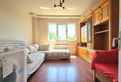 Garsoniera Str Ursului Etaj intermediar