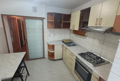 APARTAMENT 3 CAMERE, DECOMANDAT, ETAJ 4 DIN 5, CANTA, MOBILAT SI UTILAT, 1983 - 1