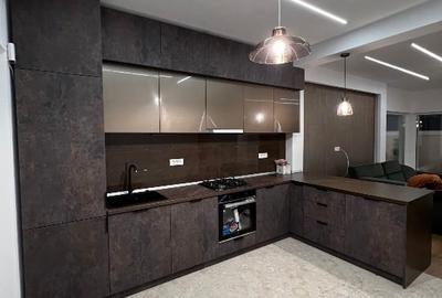 Casă individuală cu 5 camere cu Canalizare în Central - 3