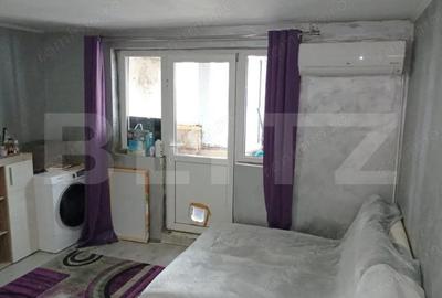 Apartament cu 2 camere semidecomandat în Micro 4 - 8