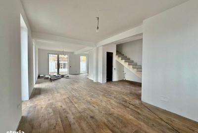 Casă cu 4 camere cu Teren 250 Mp în Tunari