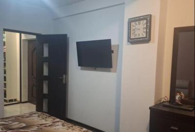 Apartament cu 2 camere decomandat, mobilat în Far - 3