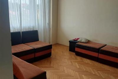 RECO . Apartament cu 2 camere central . - 2