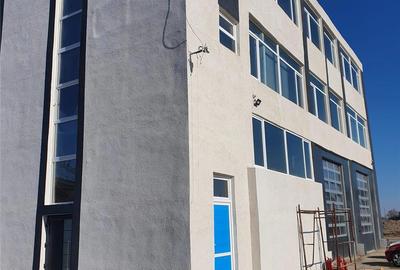 Spațiu comercial, de 15,000 mp, în Central - 4