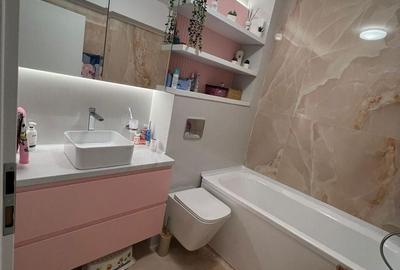 Apartament cu 3 camere decomandat în 1 Decembrie 1918 - 23