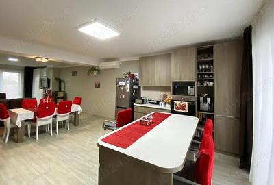 Vand casa mare in Oradea - 2