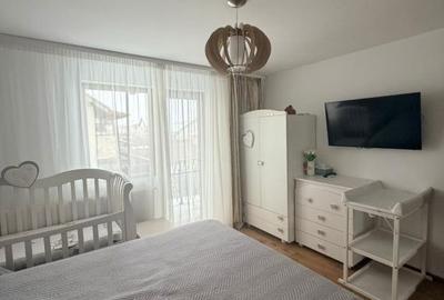 Casă cu 4 camere în Purcăreni - 2