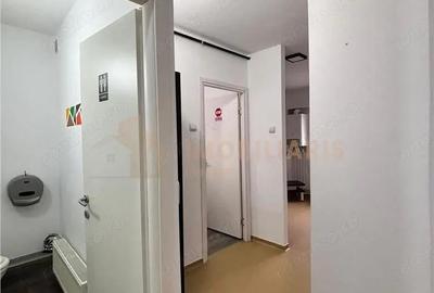 Spațiu comercial, de 60 mp, în Central - 1