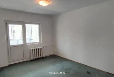 Apartament nemobilat 3 camere decomandate Panduri, zona foarte buna - 1