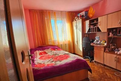 Apartament 2 camere,etaj 2 zona Dacia - 2