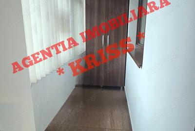 Apartament cu 3 camere decomandat în Central - 2