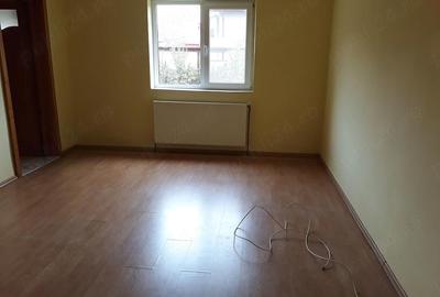 Apartament cu 3 camere decomandat în Central - 4