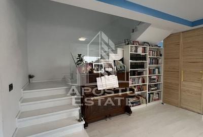 Vila deosebită parte dintr-un triplex - 4