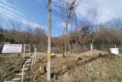 Teren de 5100 mp, în Valea - 7