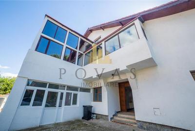 Casă individuală cu 10 camere cu Canalizare în Nord-Vest - 1