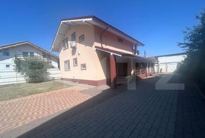 Casa cu 4 dormitoare, 160 mp, 700, mp curte, zona Selgros - 1