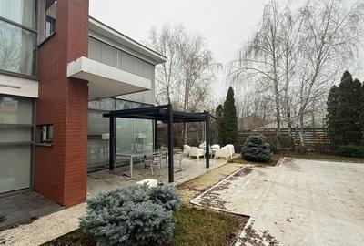 Casă individuală cu 6 camere cu Piscina în Central - 3