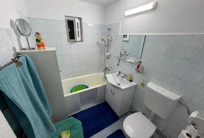 Apartament cu 2 camere decomandat în Cetate