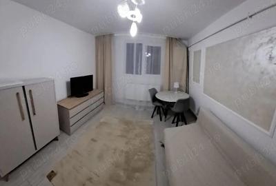 Garsonieră decomandată în Central - 1
