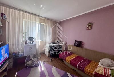 Apartament cu 2 camere decomandat, mobilat în Aradului