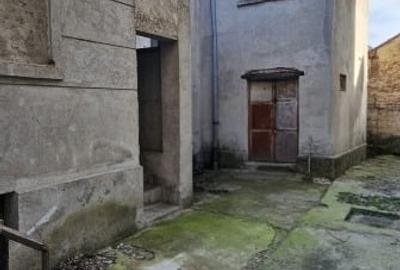 Casă individuală cu 5 camere cu Canalizare în Parcul Carol - 7