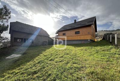 Casă cu 5 camere cu Teren 576 Mp în Periferie - 35