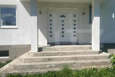 Casă cu 5 camere cu Teren 1755 Mp în Central - 12