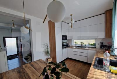 Vila superba in Livezeni, independenta energetic - 36