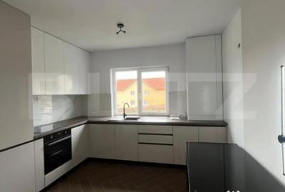 Apartament cu 4 camere decomandat în Sâncraiu de Mureș - 3