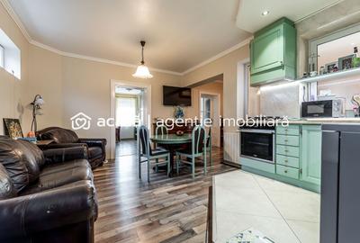 Casă individuală cu 8 camere cu Canalizare în Șega - 2