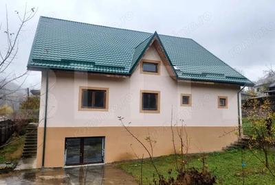 Casa spa?ioasa ideala pentru re?edin?a , casa de vacan?a sau pensiune - 3