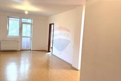 Apartament de vanzare 3 camere in zona Militari - 12