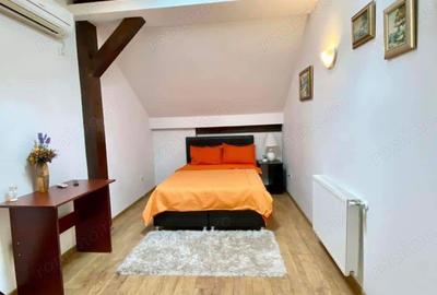 Pia?a Unirii, apartament cu trei camere. - 9