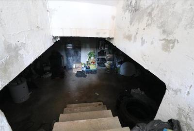 Apartament cu 3 camere decomandat, mobilat în Nicolina - 24