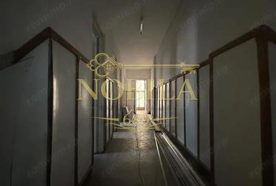 Spațiu comercial, de 900 mp, în Central - 16